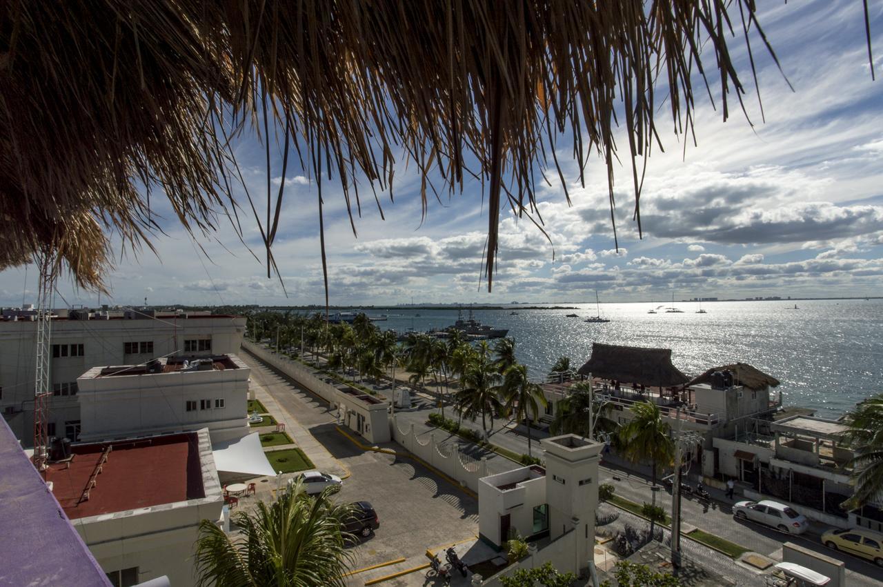 Les Trois Singes - Friendly Hostel Isla Mujeres Exteriér fotografie